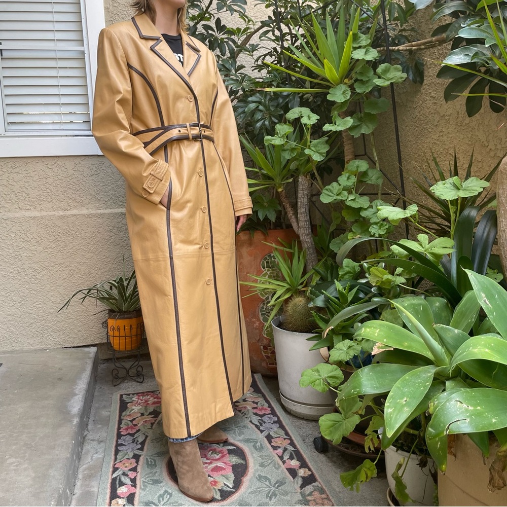 Vintage tan/brown Newportnews leather full length coat - Picture 3 of 14